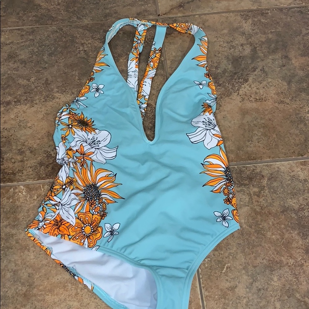 One piece swimsuit
